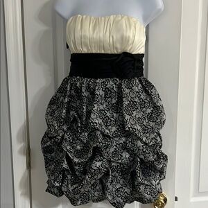 Elegant Black and Ivory Strapless Dress